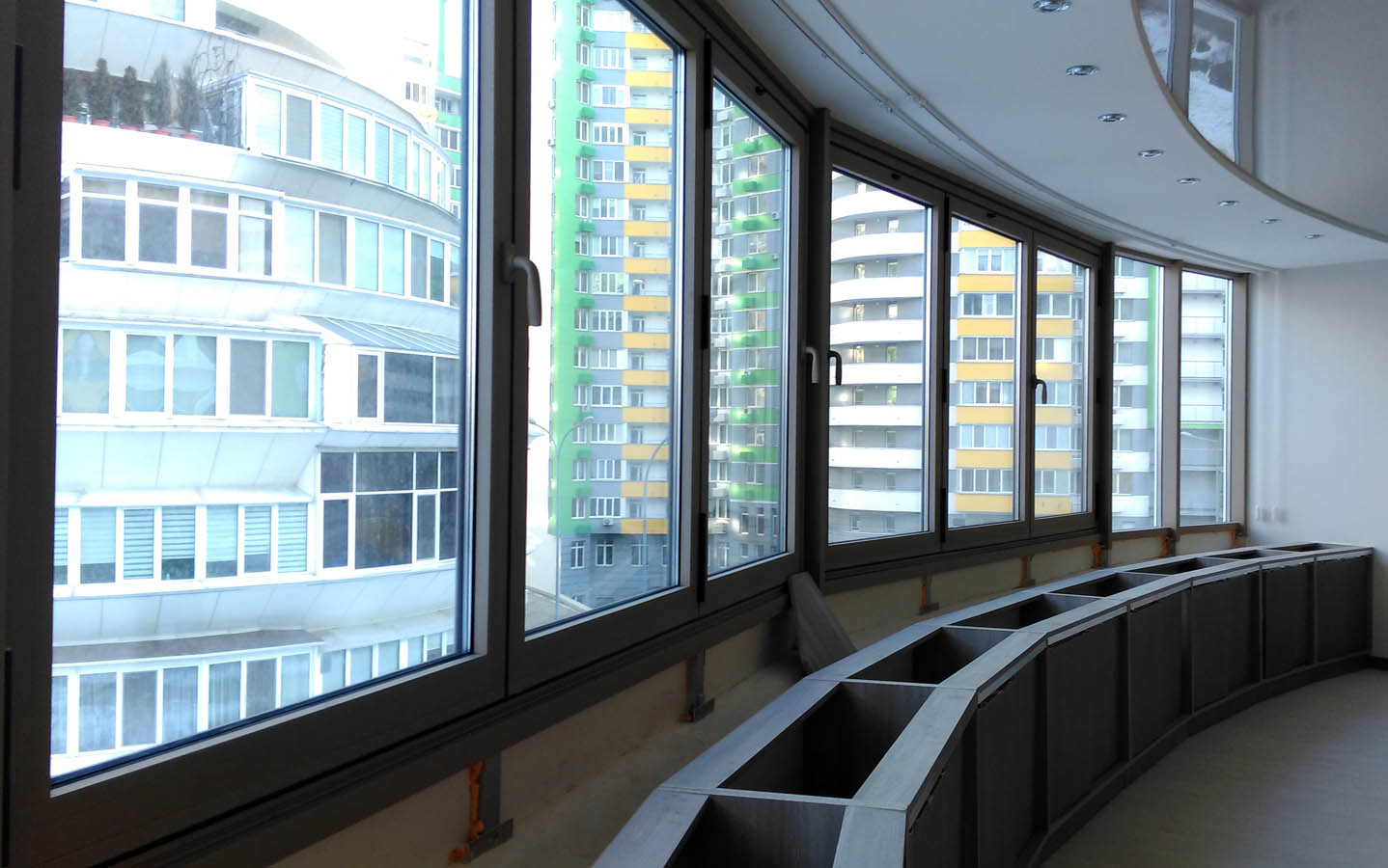 https://ekaterinburg.delaem-okna.ru/storage/app/uploads/public/63f/5b7/3e5/63f5b73e506de356361350.jpg
