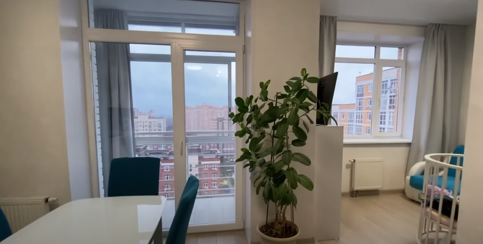 https://ekaterinburg.delaem-okna.ru/storage/app/uploads/public/63f/5b7/693/63f5b76936bdf492433586.png